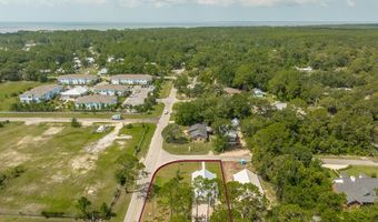 215 15th St, Apalachicola, FL 32320