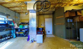 84 Forest Trl, Balsam Grove, NC 28708