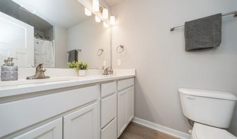 1053 NE 58th Ln, Ankeny, IA 50021