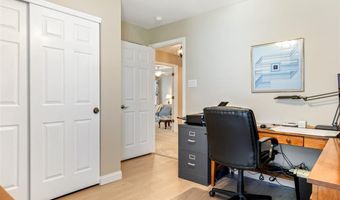14 Greystoke Ct, Ballwin, MO 63021