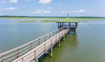 6 Duck Branch Ct, Beaufort, SC 29902