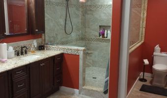 11 Bracket Cir, Charlestown, NH 03603