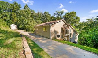 1067 Terry Rd, Augusta, MO 63332