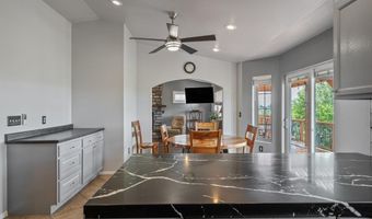 6812 LINE Ct, Cheyenne, WY 82007