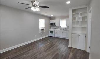 118 YORKE St B, Belle Chasse, LA 70037