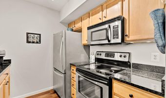1024 N UTAH St 616, Arlington, VA 22201