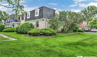 304 Joe Mccarthy Dr Dr 7, Amherst, NY 14428