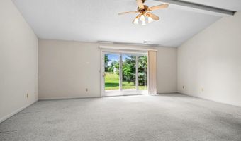 1107 Ashwood Dr, Auburn, IN 46706