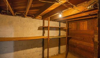 125 S Heckart St, Algona, IA 50511