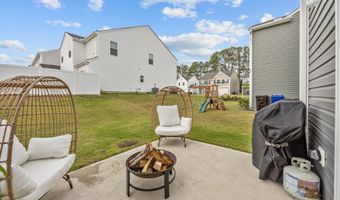 185 Horseshoe Pl, Angier, NC 27501