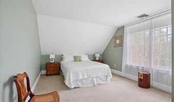 181 Meetinghouse Rd, Bedford, NH 03110