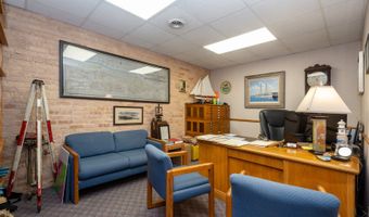 382 Lake St, Antioch, IL 60002