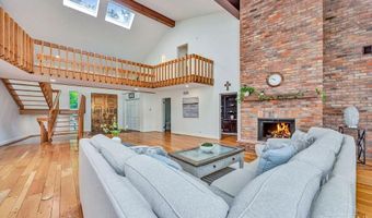7708 Creekwood Ln, Amberley, OH 45237