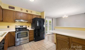 30 Brentwood Dr, Asheville, NC 28806