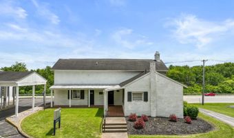 724 Green Blvd, Aurora, IN 47001