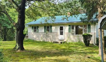 2445 BEAR WALLOW HOLLOW Rd, Augusta, WV 26704