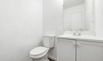 1225 N Broadway 14, Escondido, CA 92026