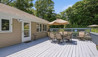6 Biret Dr, Airmont, NY 10952