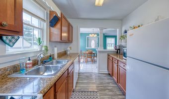 206 Boxwood Ave, Alcoa, TN 37701