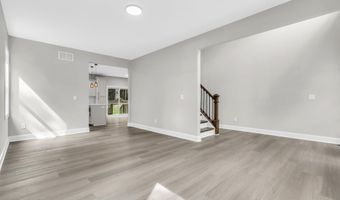 70 Seurat St, Barnegat, NJ 08005