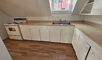 31 Granite St, Barre, VT 05641