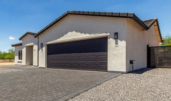 8306 W SWANSEA Dr, Arizona City, AZ 85123