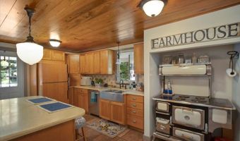 206 Mcpeek Rd, Andover, NJ 07848