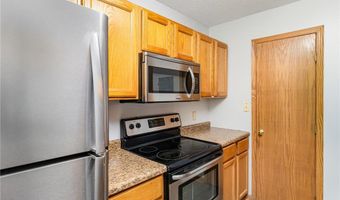 14651 Evergreen Trl 90, Apple Valley, MN 55124