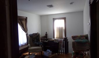 705 W Maple Ave, Alderson, WV 24910