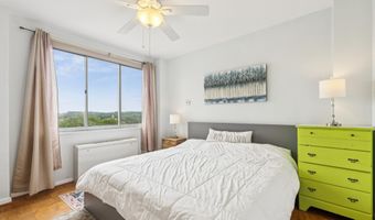 10500 ROCKVILLE Pike 1528, Rockville, MD 20852