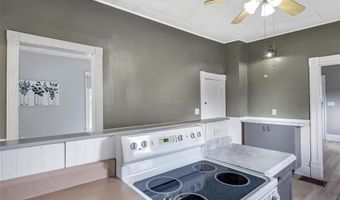 907 Hawley Ave, Alton, IL 62002