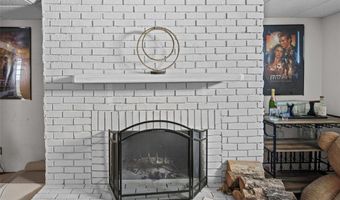 1103 DOUGLAS St, Alton, IL 62002
