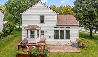 1097 Pebble Brook Dr, Columbus, OH 43240