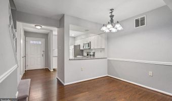 2522- D S ARLINGTON MILL Dr 4, Arlington, VA 22206