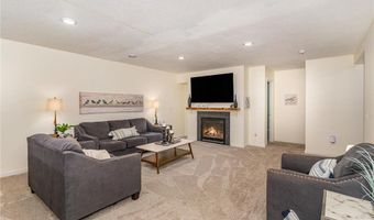 5099 151st St W, Apple Valley, MN 55124