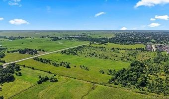 4 Bison Rd, Bartlesville, OK 74006