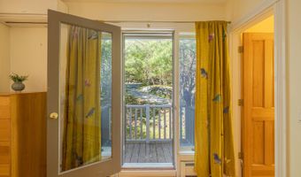7 Greenway Ct, Bar Harbor, ME 04609