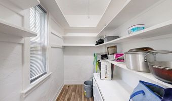 15 Mclellan St, Boston, MA 02121