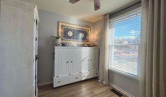 2120 S LOWELL St, Arlington, VA 22204