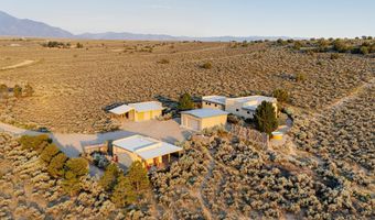 169 Coyote Loop, Arroyo Hondo, NM 87513