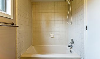 2713 Aspen Rd, Ann Arbor, MI 48108