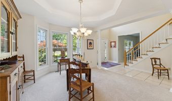 915 Cimarron Oval, Aurora, OH 44202