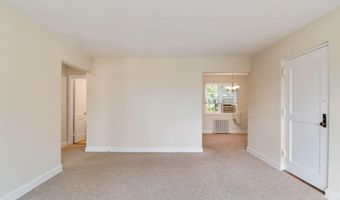 1410 QUINN St 6, Arlington, VA 22209