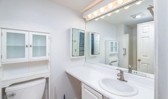 34 Parkwood Dr, Augusta, ME 04330