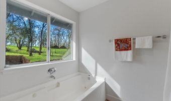 19789 Weide Way, Anderson, CA 96007