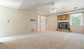 101 BERMUDA LAKE Dr, Alabaster, AL 35007