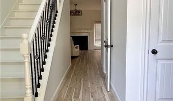 320 Abington Ln, Athens, GA 30606