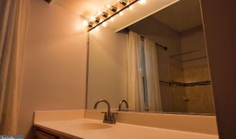 5901 SAINT GILES Way, Alexandria, VA 22315