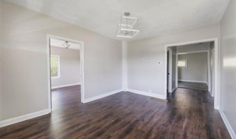 702 13th St, Altavista, VA 24517