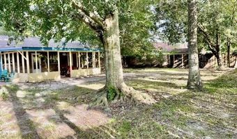 751 Canterbury Dr, Biloxi, MS 39532